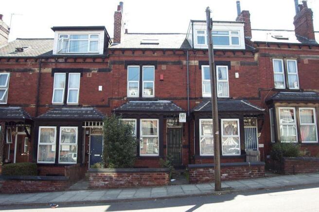 5 bed Terraced to rent Image 9