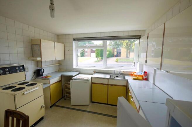 KITCHEN/BREAKFAST RO