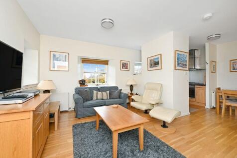4/2 Davie Street, Old Town, Edinburgh, EH8 9EB