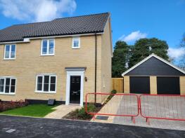 50, Clifton Drive, Croxton IP24 2FF