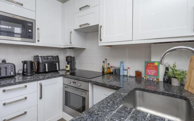 28a queens court 2.png