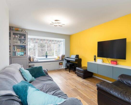 32031_c89223c9-8a43-4b3d-87bb-ce2bbaa576e8_IMG_02_