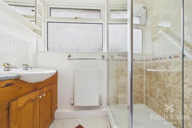 3 bed Bungalow for sale Image 10