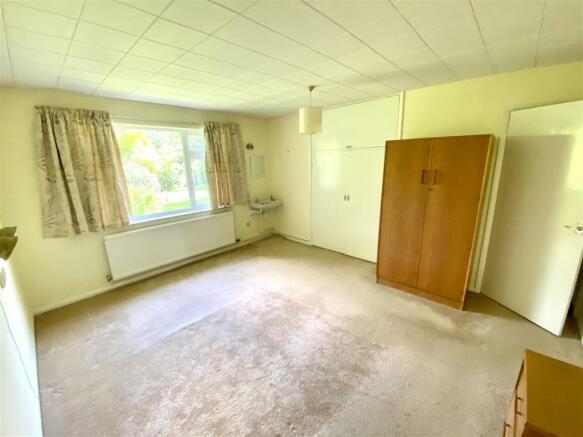 Bedroom 2.jpg