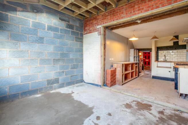 Kitchen 4.jpg