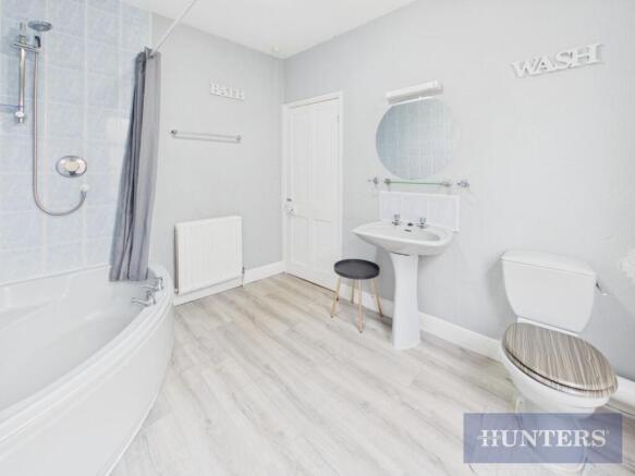 3 bed Terraced for sale Image 10