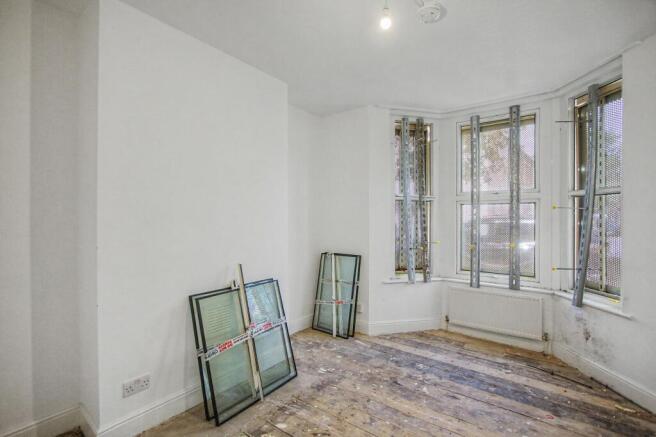 Ground Floor Flat, 6 Knox Road, London, E7 9HW