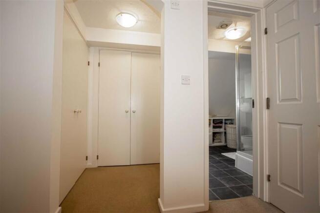 DRESSING AREA