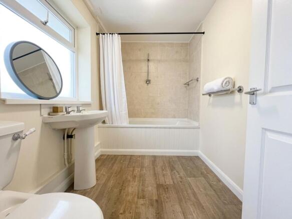 3 bed Terraced for sale Image 7