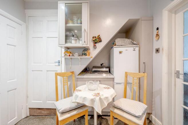 3 bed Terraced for sale Image 6