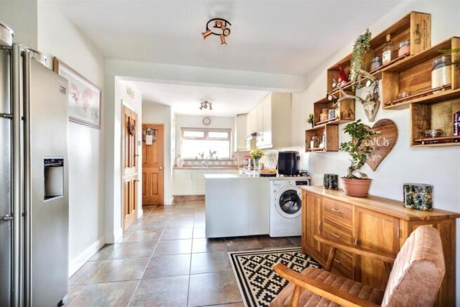 Kitchen Diner_1.jpeg