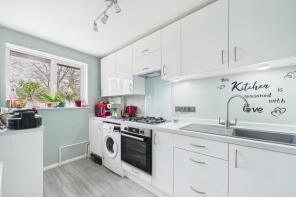82, Greenham Wood, Bracknell RG12 7WH