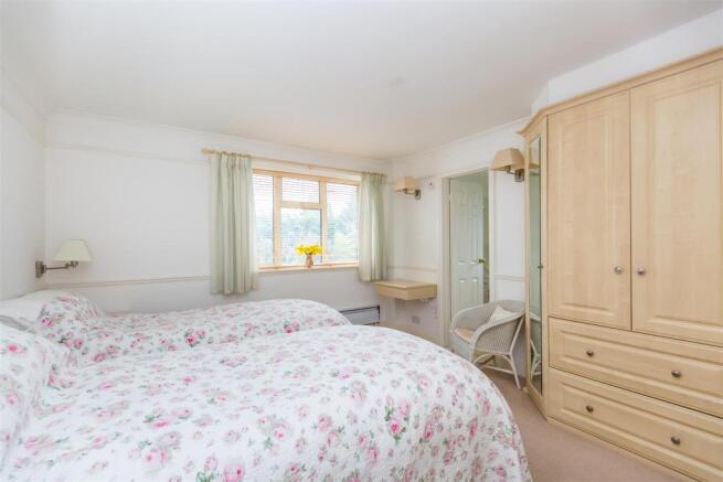 Bedroom2.jpg