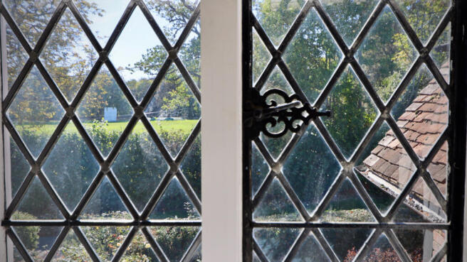 Manor Cottages, The Lee , Great Missenden, HP16 photo 4