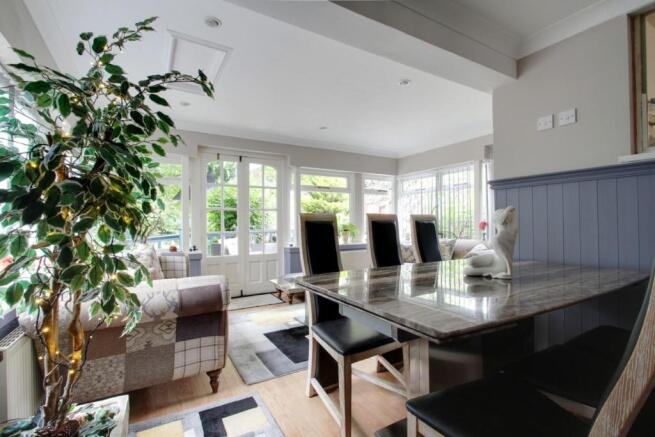 SUN ROOM