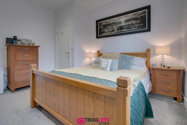 2 bed Apartment to rent Image 11