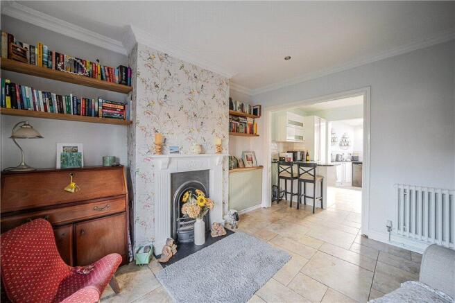 4 bed Semi-Detached for sale Image 5