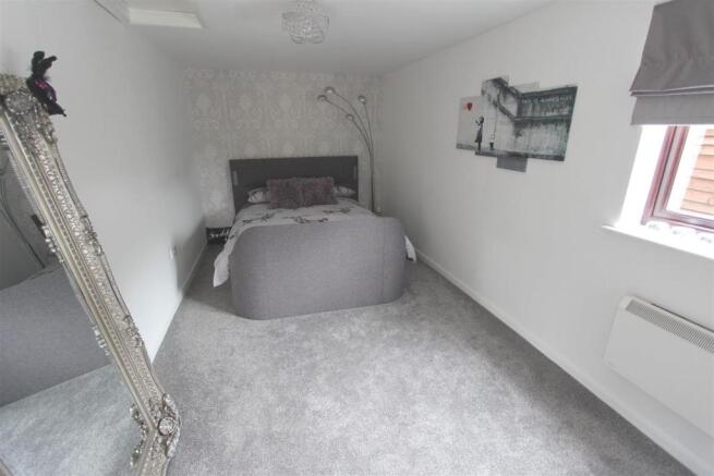 bed2.jpg