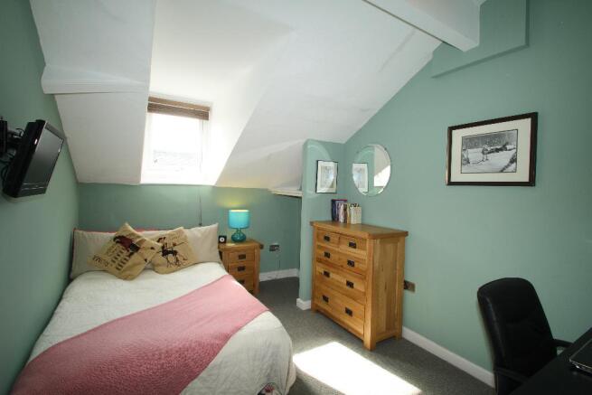 16CR Bedroom