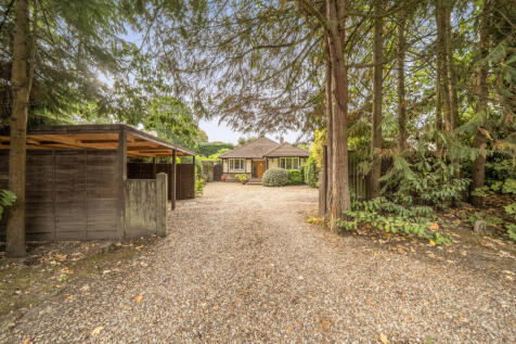 Curley Hill Road, Lightwater, Surrey