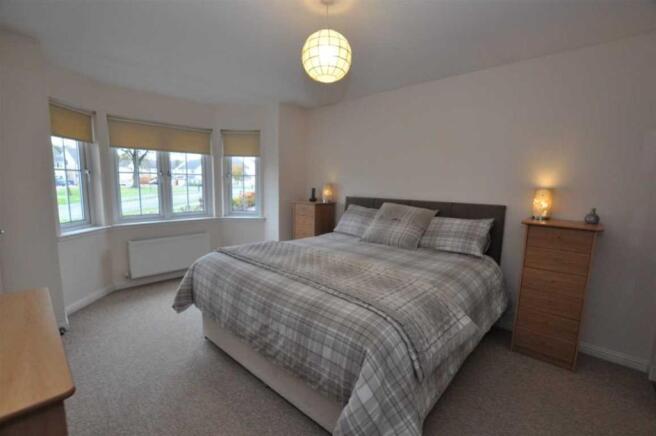 13 Master Bedroom.JPG