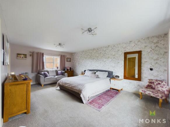 CAM01348G0-PR0144-STILL008.jpg