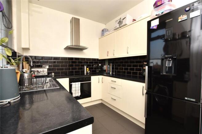 3 bed Terraced for sale Image 11