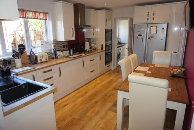 Kitchen / Breakfast
