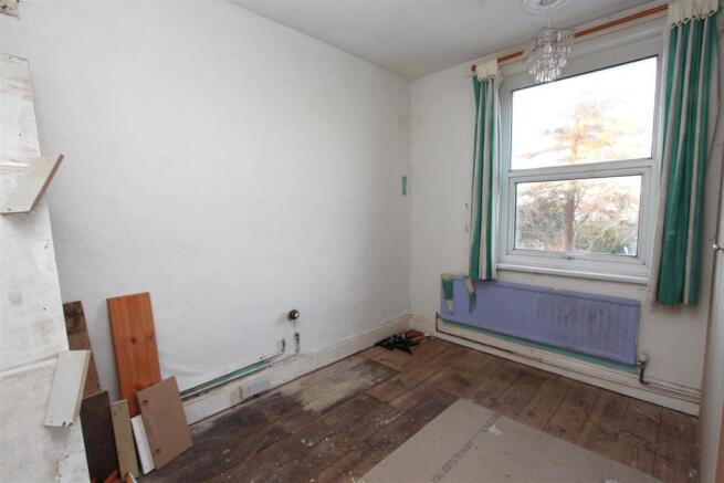 Bedroom 3.JPG