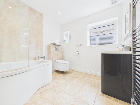 2 bed Detached Bungalow for sale Image 9