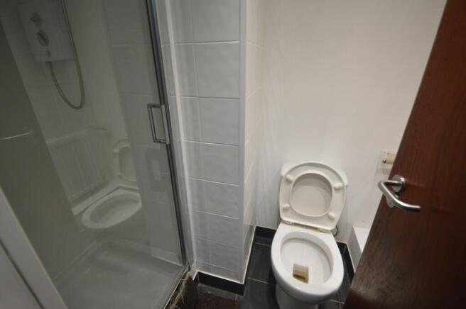 5 bed Terraced to rent Image 5