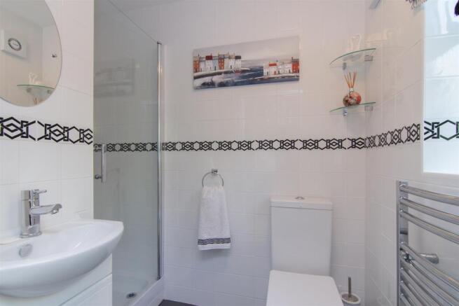 Ensuite shower room