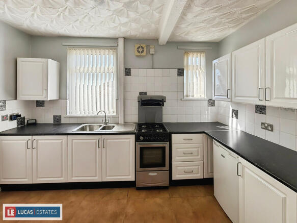 Horner Street, Tir-y-berth, Hengoed photo 4