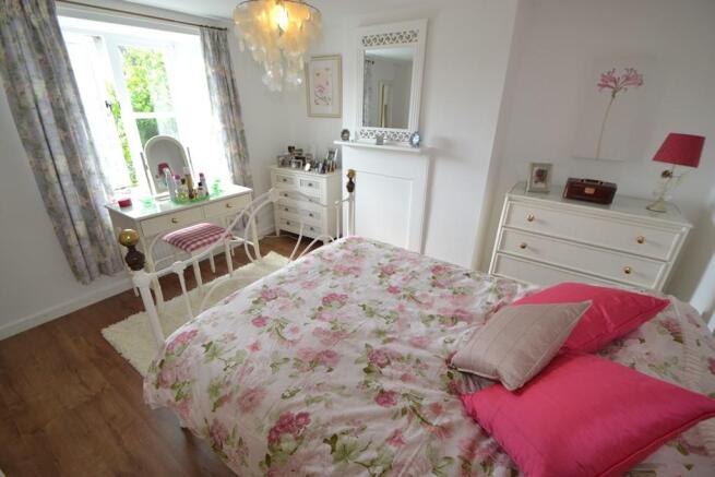 bed 1 2