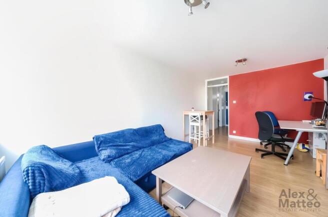 edd98fb3-30b0-4631-bca8-839b121a05c0.jpg