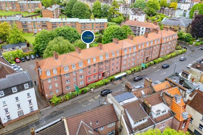 7 Hillsborough Flats, Hotwell Road, Bristol BS8 4S