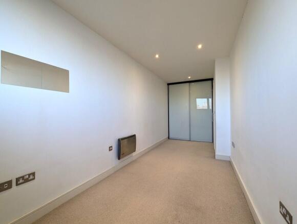 2 bed Apartment for sale Image 8