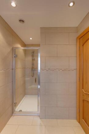 Bedroom 2 En-Suite