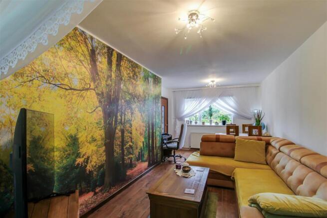 2 bed Semi-Detached for sale Image 4