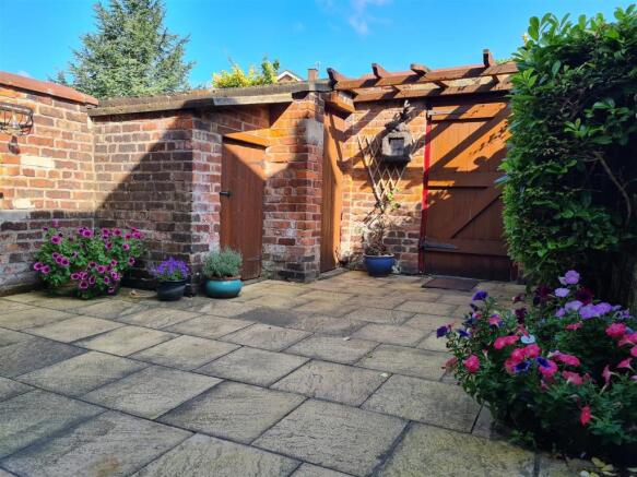 GEMMA NEW R GDN.jpg