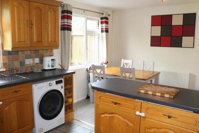 Kitchen 2 