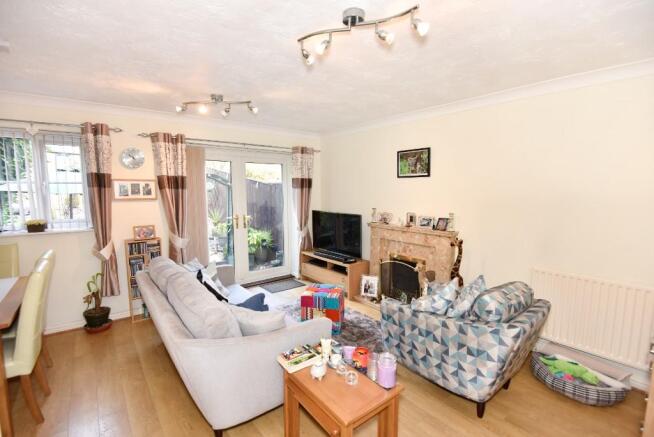Lounge/Dining Room