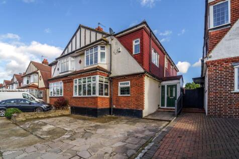 Ewell By Pass, Epsom, KT17