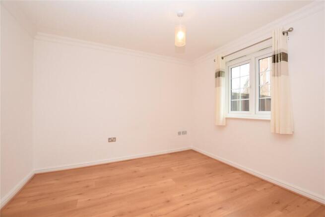 3 bed Town House to rent Image 7