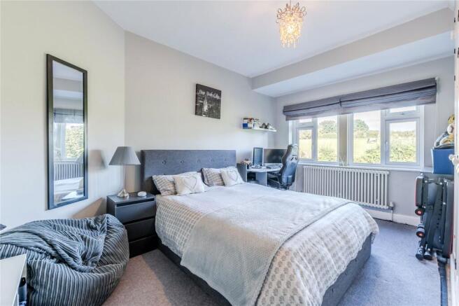 4 bed Semi-Detached for sale Image 6