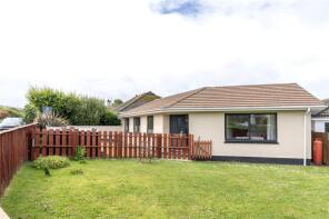 4, Orchard Way, Penzance TR20 9EY