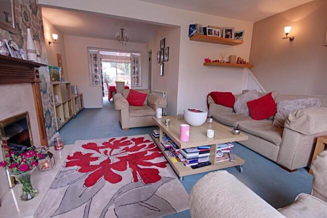 Lounge 2