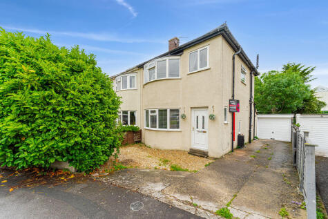 St Austell Road, Milton - BIG GARDEN