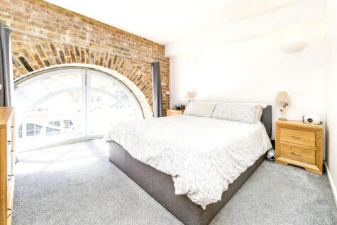 Kidman Close, Romford, RM2