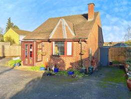 Flat 1, Perkins, Upper Road, Kennington, Oxford OX1 5LN